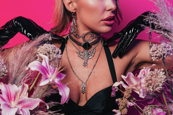 Nefertiti Choker